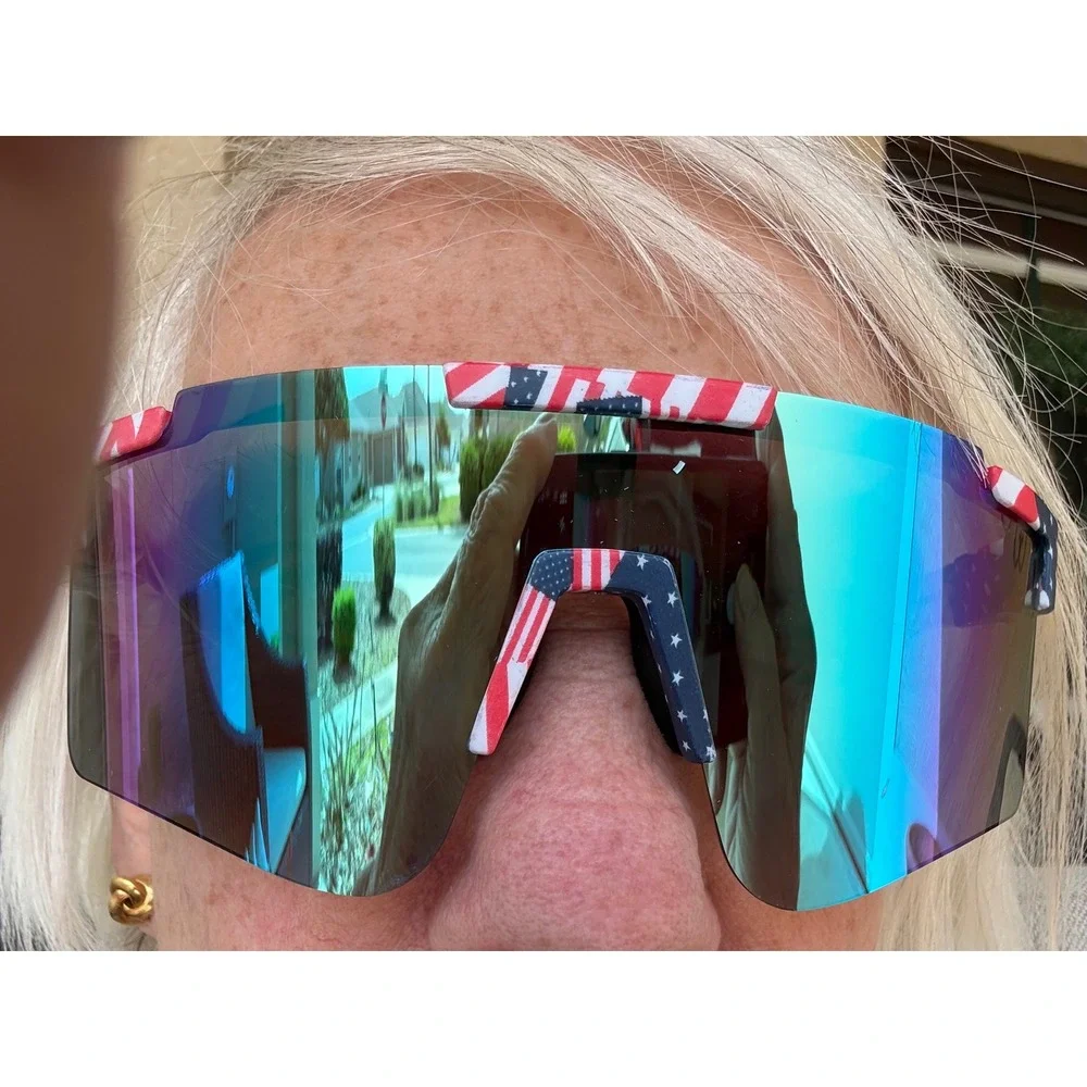 Unbranded patriotic american